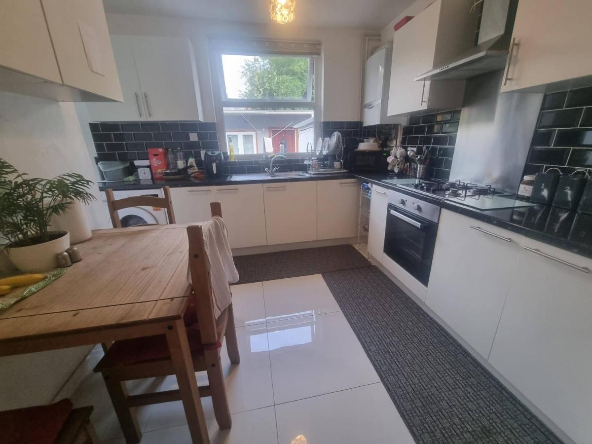 Private Rooms In London, Екстер'єр фото